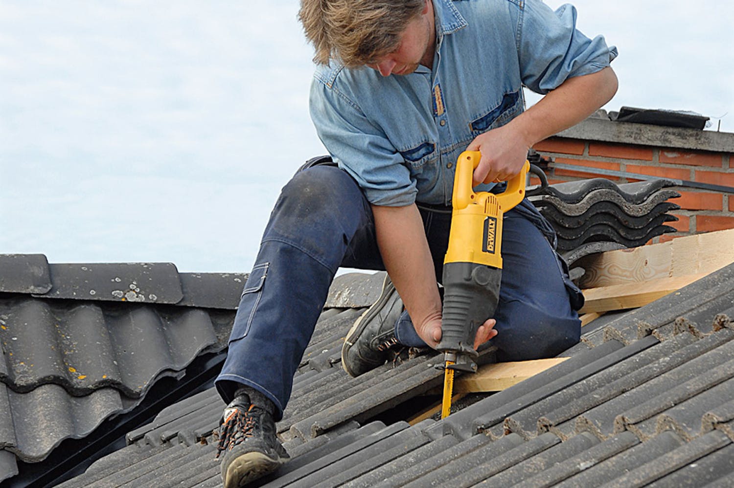 Ventilator med aftræk gennem taget Ventilator med aftræk gennem taget